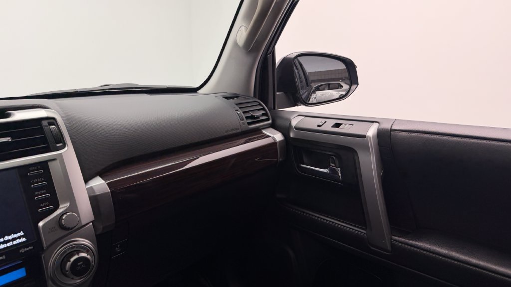 Used 2023 Toyota 4Runner Limited AWD/4WD image 24