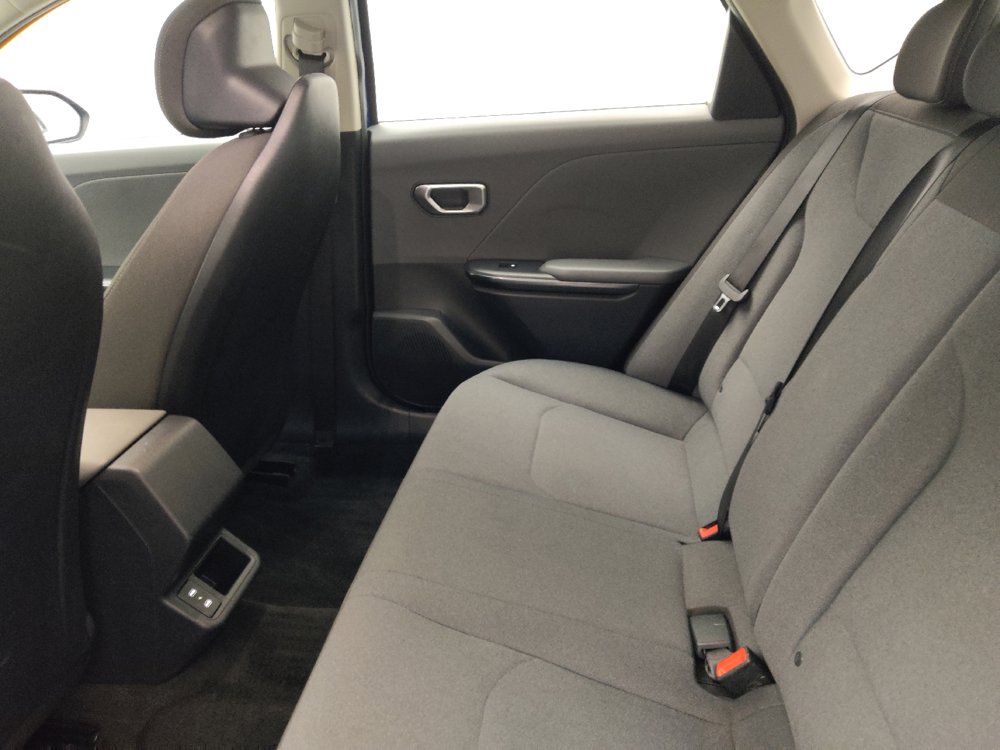 Used 2025 Kia K4 FWD image 18
