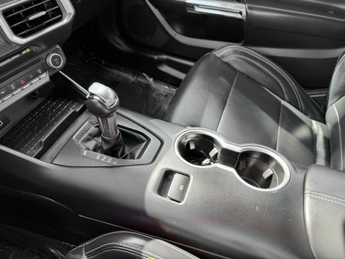Used 2024 Ford Mustang Premium image 16