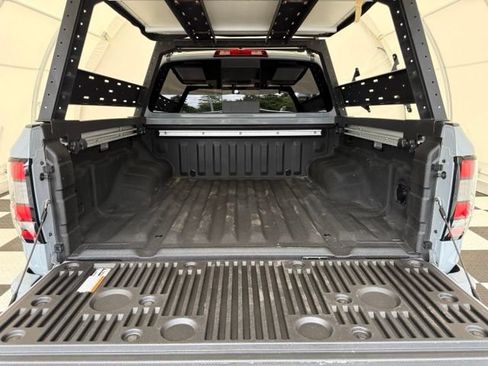Used 2024 Nissan Frontier PRO-4X AWD/4WD image 4