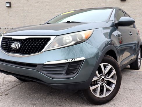 Used 2014 Kia Sportage LX image 2