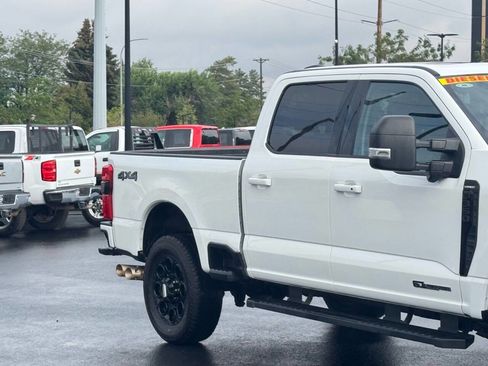 Used 2024 Ford F350 Lariat w/ Black Appearance Package image 5