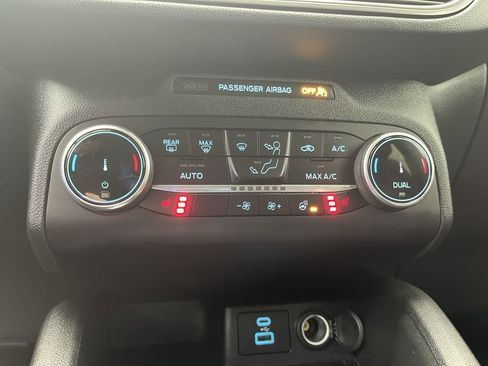 Used 2023 Ford Escape Active w/ Cold Weather Package image 20