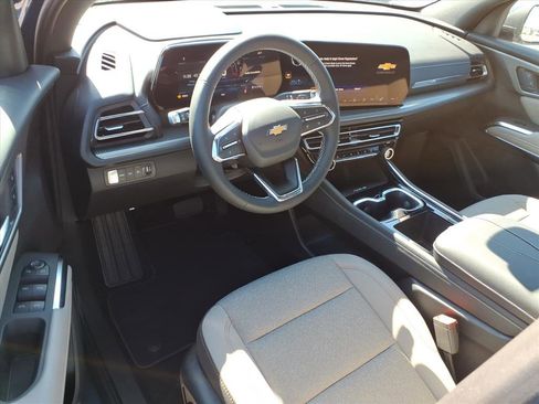 New 2026 Chevrolet Traverse LT w/ Driver Confidence Package image 13