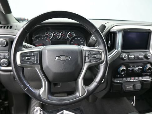 Used 2021 Chevrolet Silverado 1500 RST image 11