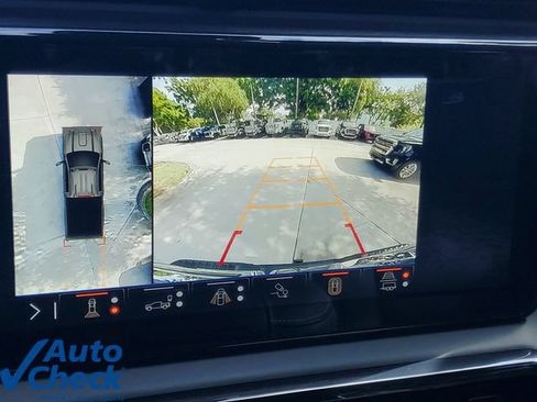 Used 2024 GMC Sierra 2500 AT4X AWD/4WD image 23
