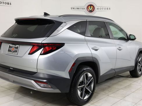 Used 2025 Hyundai Tucson SEL AWD/4WD image 3