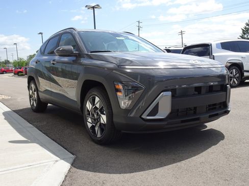 New 2025 Hyundai Kona SEL image 6