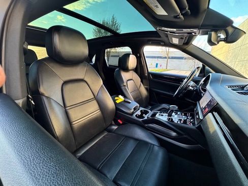 Used 2019 Porsche Cayenne S AWD/4WD image 22