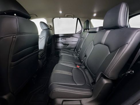 Used 2025 Honda Pilot EX-L image 27