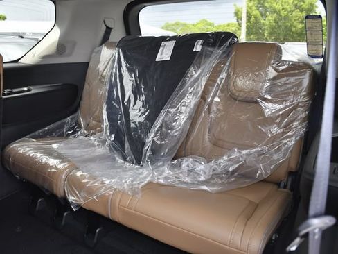 New 2026 INFINITI QX80 Luxe w/ Cargo Package RWD image 27