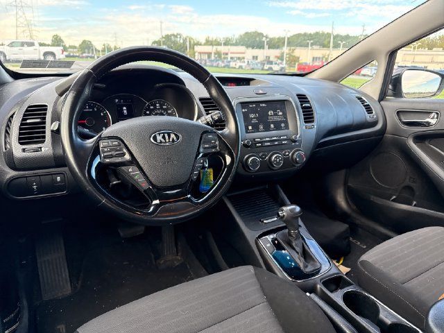 Used 2018 Kia Forte S FWD image 18