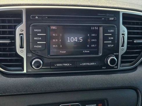 Used 2019 Kia Sportage LX FWD image 31