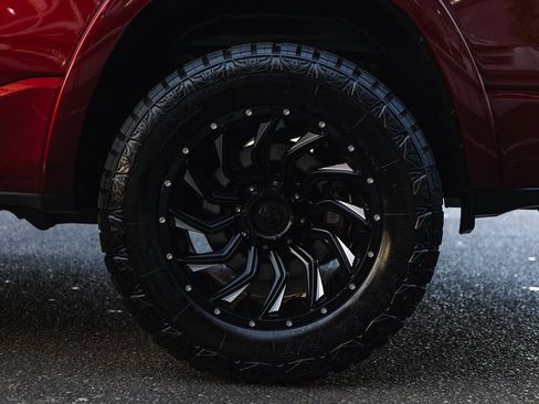 Used 2019 RAM 1500 Laramie image 14