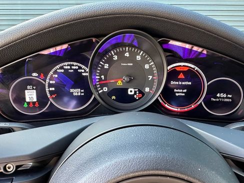 Certified 2023 Porsche Panamera RWD image 25