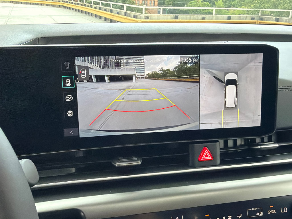 New 2027 Kia Carnival SX w/ Dark Edition Package FWD image 28