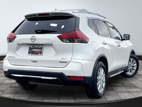 Used 2018 Nissan Rogue SV FWD image 15