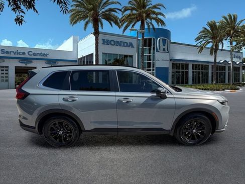 Certified 2025 Honda CR-V Sport image 9