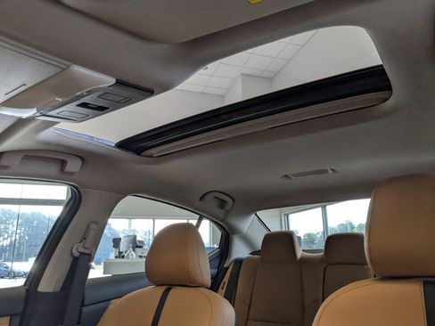 New 2025 Nissan Sentra SV w/ SV Premium Package image 22