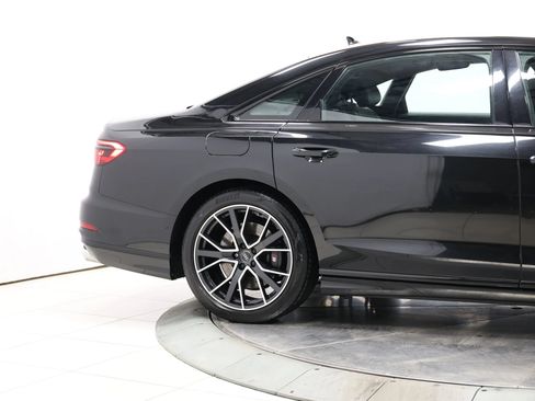 Used 2020 Audi S8 L w/ S8 Executive Package AWD/4WD image 53