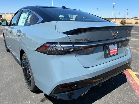 New 2026 Nissan Sentra SR FWD image 4
