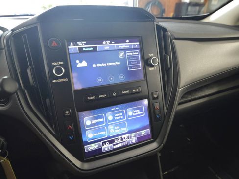 Used 2024 Subaru Crosstrek 2.0i image 25