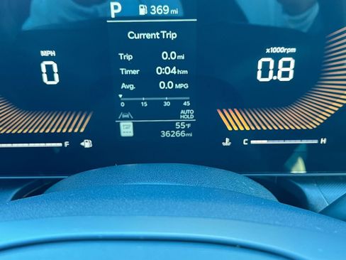 Used 2025 Kia K4 LXS image 39