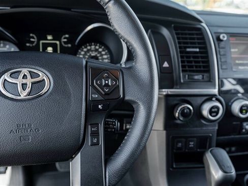 Used 2021 Toyota Sequoia TRD Pro AWD/4WD image 31