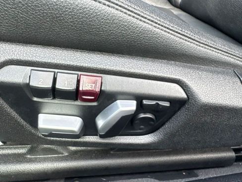 Used 2019 BMW 430i xDrive Coupe w/ M Sport Package AWD/4WD image 11