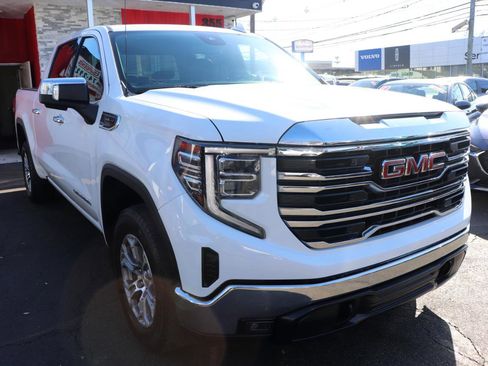 Used 2024 GMC Sierra 1500 SLT image 7
