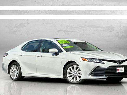 Used 2023 Toyota Camry LE w/ Convenience Package image 2