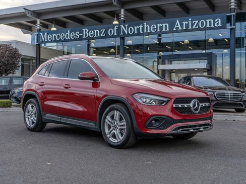 Used 2021 Mercedes-Benz GLA 250 4MATIC image 1