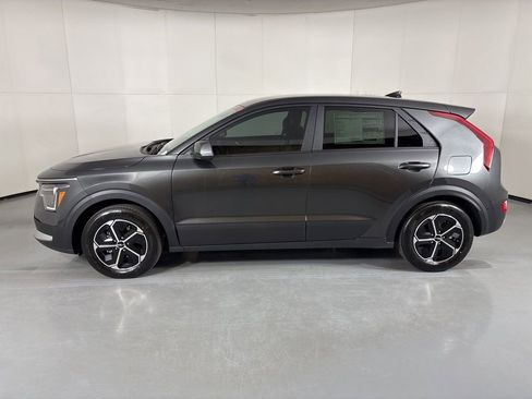 New 2026 Kia Niro LX FWD image 5