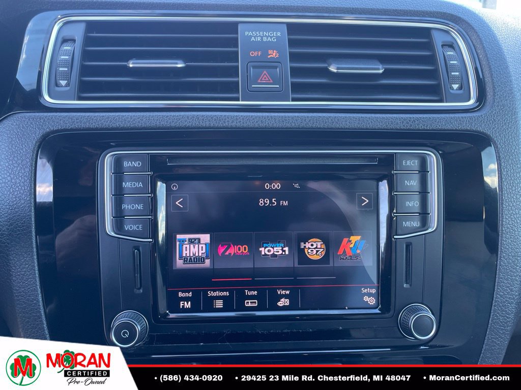 Used 2016 Volkswagen Jetta Sport w/ Lighting Package FWD image 22
