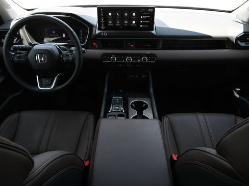 Used 2026 Honda Pilot Elite image 8