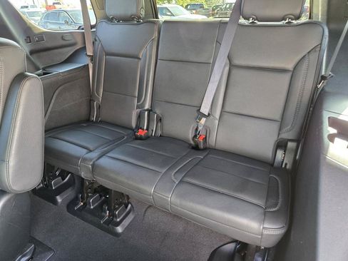Used 2023 GMC Yukon Denali RWD image 18