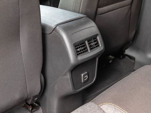 Used 2023 Chevrolet Equinox LT w/ LPO, Floor Liner Package AWD/4WD image 19