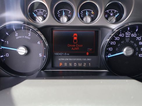 Used 2014 Ford F250 Lariat w/ Lariat Ultimate Package AWD/4WD image 14