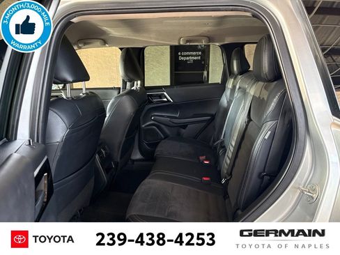 Used 2022 Mitsubishi Outlander SE FWD image 18