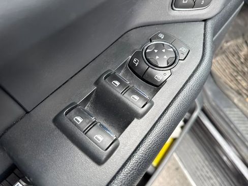 Used 2022 Ford Expedition XLT image 17