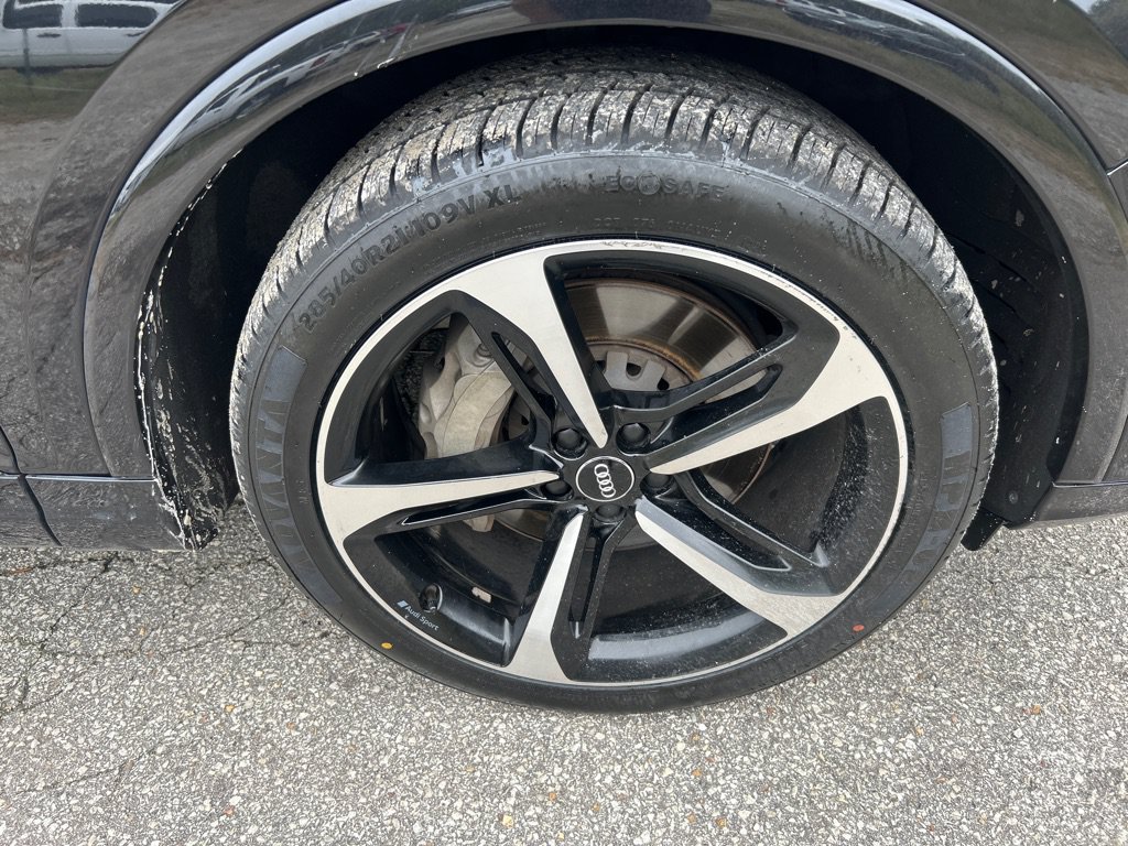 Used 2019 Audi Q7 3.0T Prestige w/ Prestige Package AWD/4WD image 27