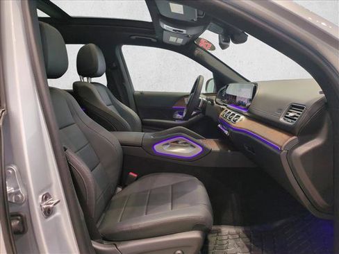 Used 2025 Mercedes-Benz GLS 450 4MATIC image 23