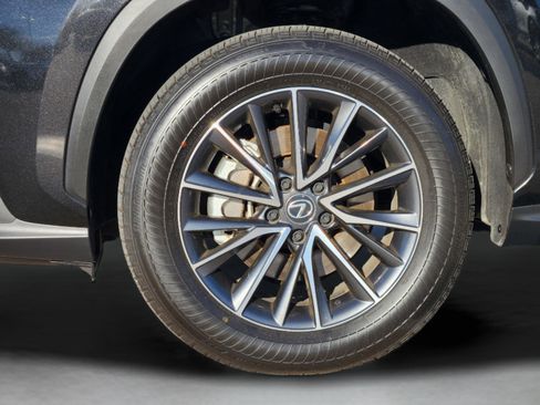 Used 2025 Lexus NX 250 250 Base w/ Accessory Package (Z1) image 9