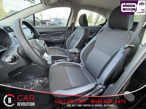 Used 2024 Nissan Versa SV w/ Trunk Package FWD image 14
