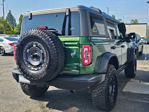 Used 2024 Ford Bronco Everglades AWD/4WD image 5