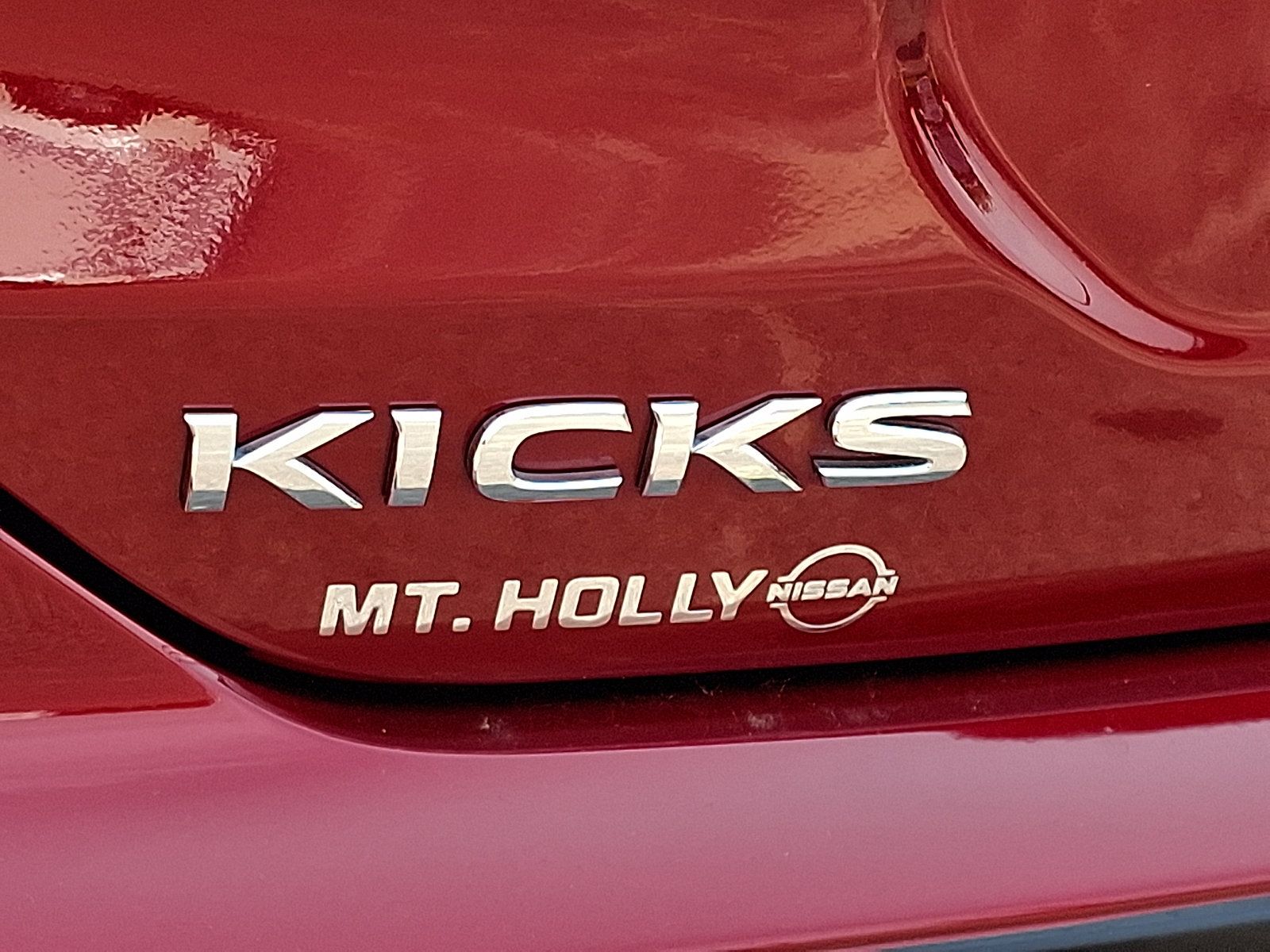 Certified 2023 Nissan Kicks SR w/ SR Premium Package FWD image 30