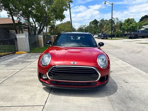 Used 2016 MINI Cooper Clubman image 4