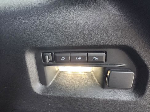 Used 2024 Ford Explorer ST w/ Equipment Group 401A image 21