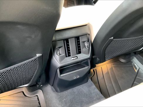 Used 2025 BMW X3 xDrive30i w/ Convenience Package image 34