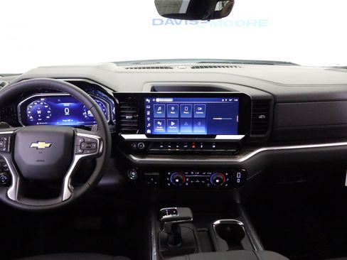 New 2026 Chevrolet Silverado 1500 LTZ w/ LTZ Premium Package AWD/4WD image 15
